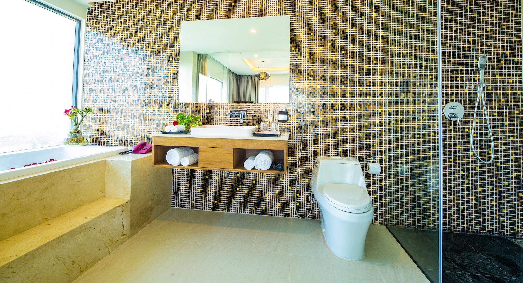 Nam & Residences Hotel Đà Nẵng